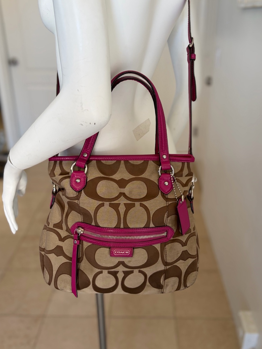 Vintage Coach Daisy Outline Signature Mia Satchel (24064)